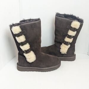 UGG Classic Klea boots